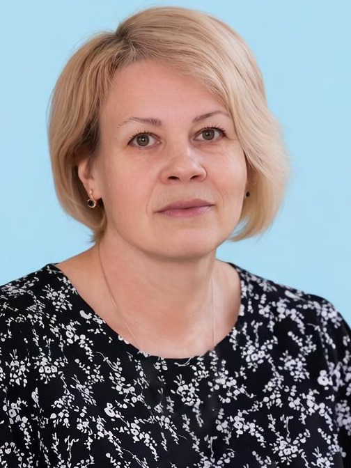Педагог дополнительного образования Репянская Елена Адриановна.